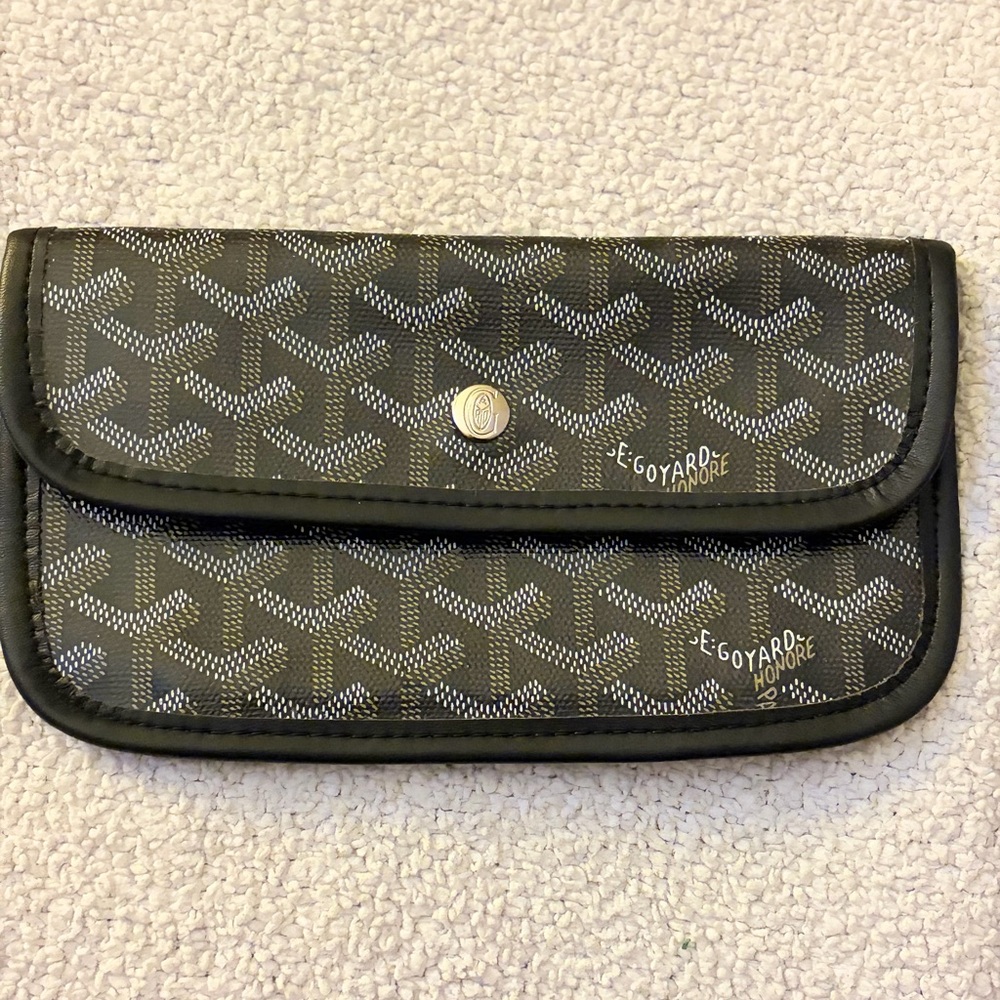Goyard Black Chevron Snap Pouch